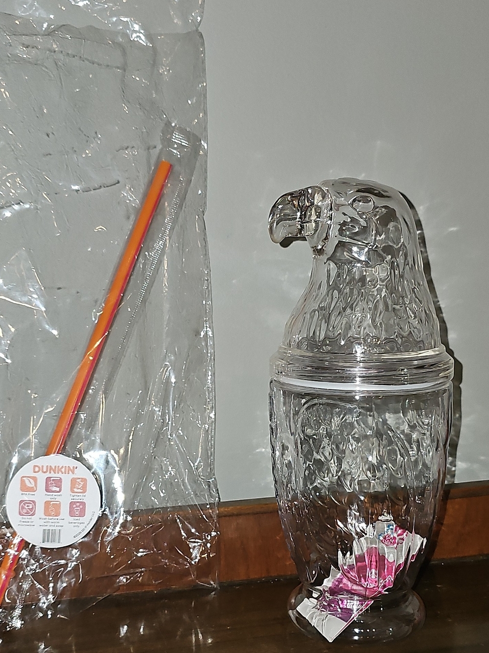 Dunkin Donuts Limited Edition Eagle Tumbler And Straw